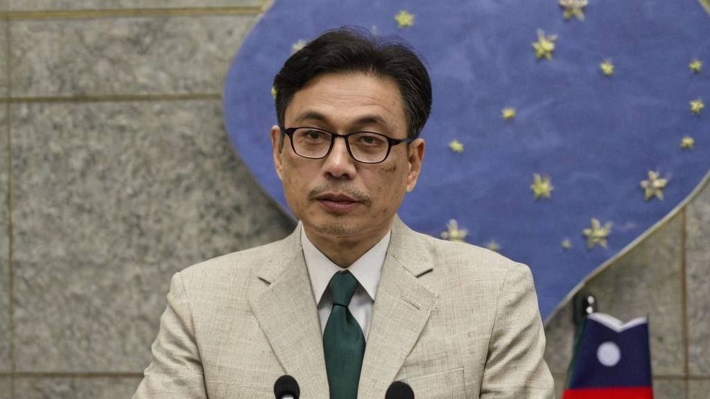 从合伙人公司到娱乐圈八卦免费入口，揭开明星背后的秘密与创业风云